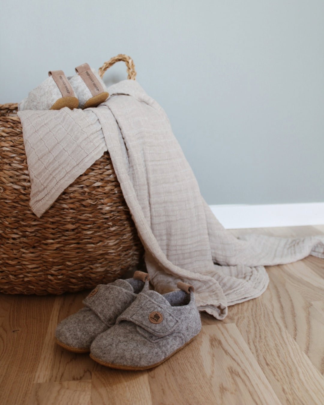 Hjemmesko uldfilt - Børn (Lysegrå) - The Cozy Sheep